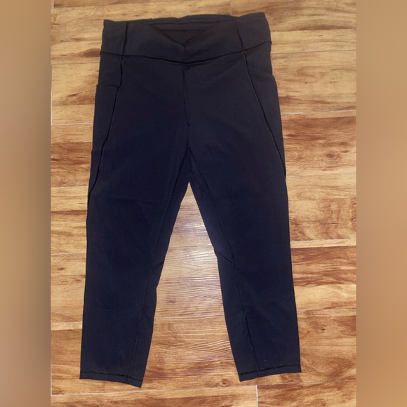 Lululemon Time to Sweat High Rise Crop 22” Black Size 12 - Picture 3 of 8
